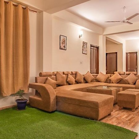 Pine Villa Kasauli Buitenkant foto