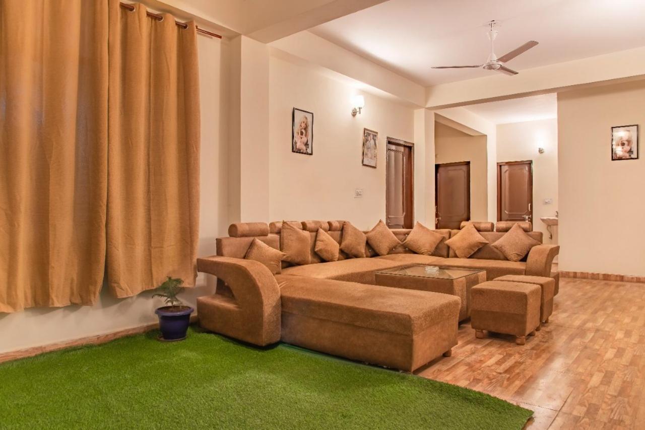 Pine Villa Kasauli Buitenkant foto